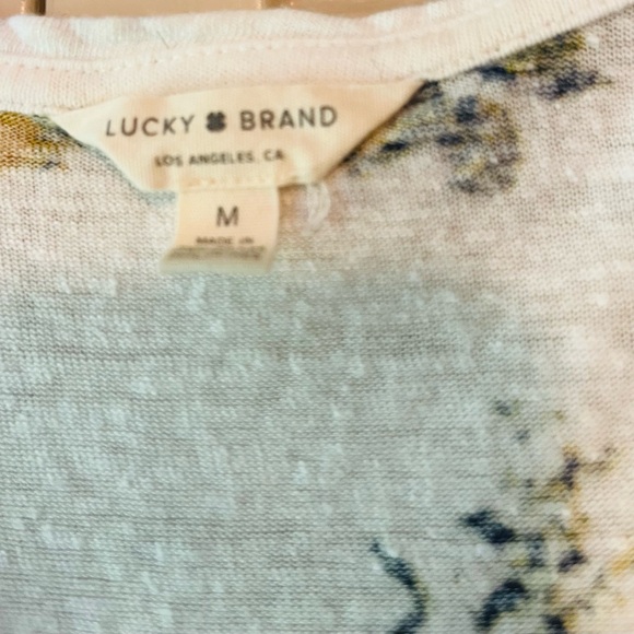 LUCKY BRAND Like New Cap Sleeve Floral Top  in Size Medium. - Picture 5 of 6
